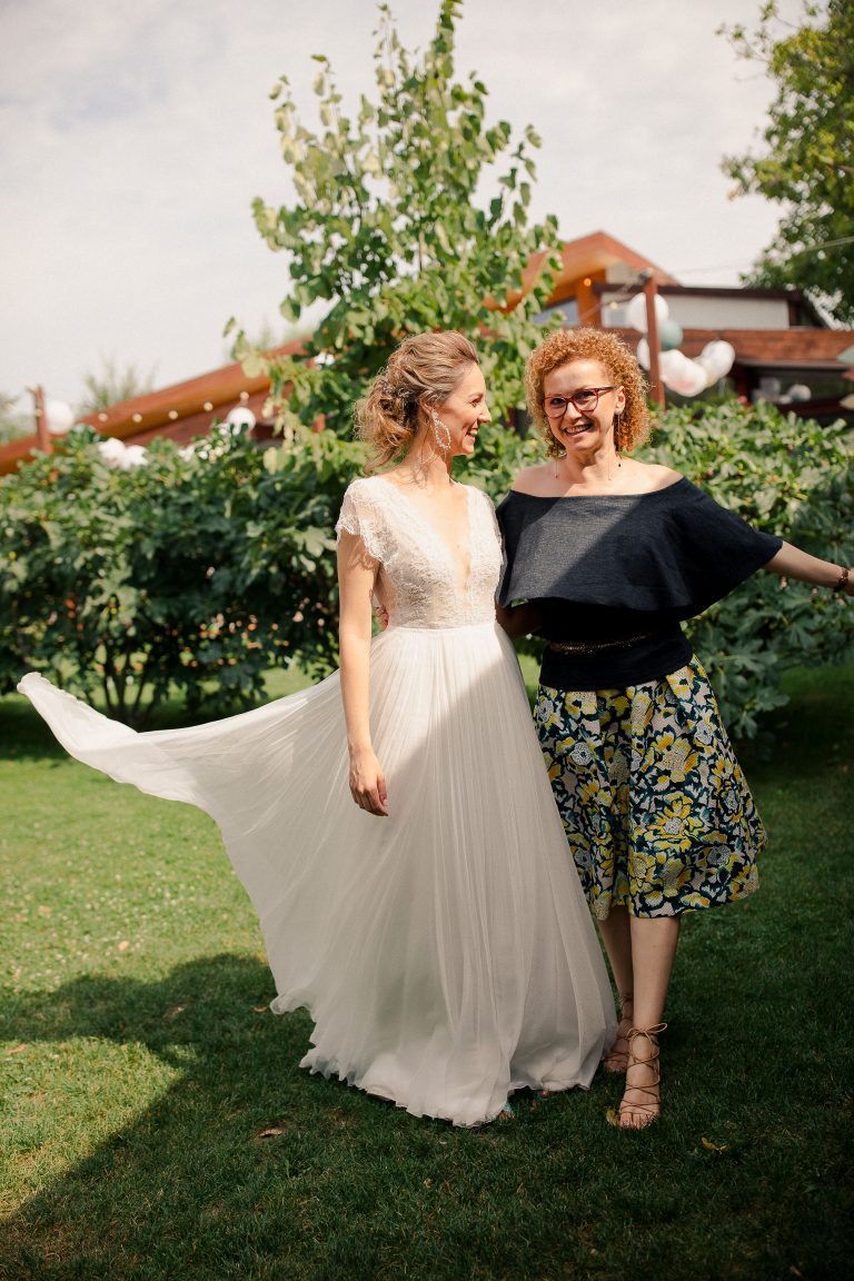 oana gradina cu licurici