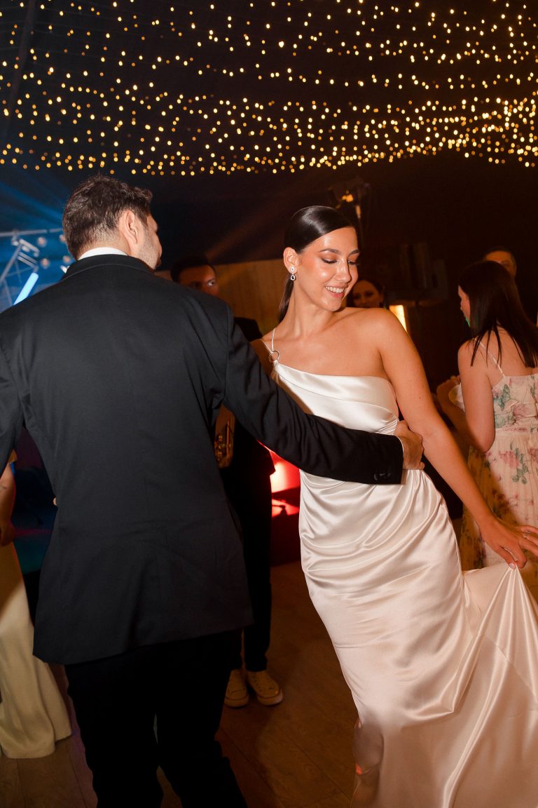 district one stories nunta