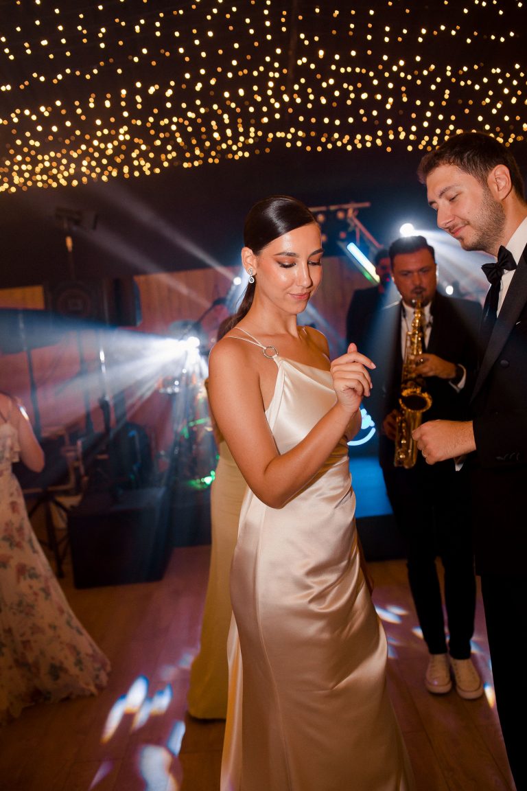 district one stories nunta