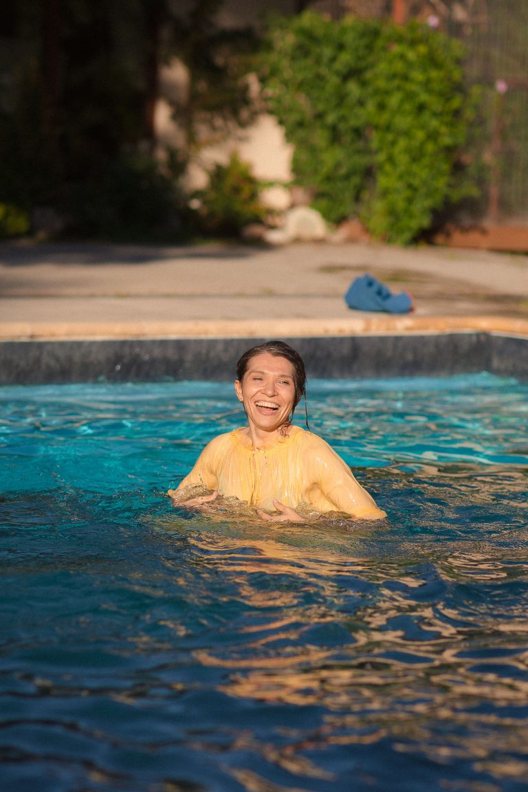 district one stories nunta bucuresti