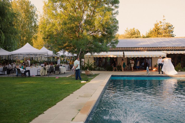 district one stories nunta bucuresti